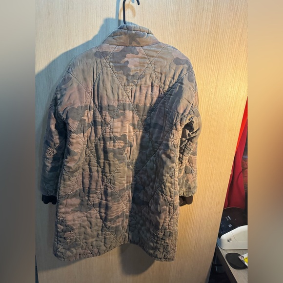 Marrakech Quilted Camo Long Jacket in Olive and Brown Size XS - Picture 4 of 4
